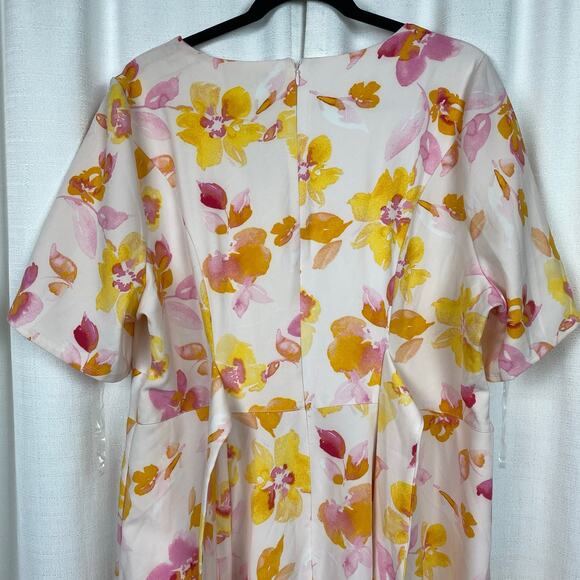 Lane Bryant Pink Floral Lena V Neck Midi Dress Sz.20W NWT - Picture 12 of 16
